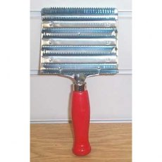 Large Metal Curry Comb